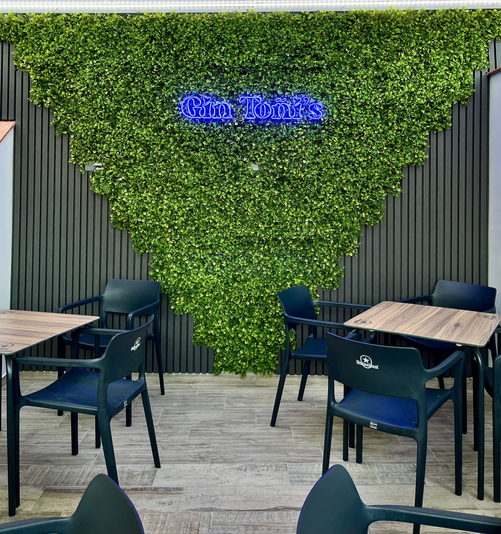 Terraza y ambiente de Gin Toñi's Ricote